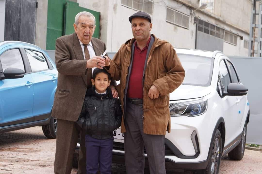 جيلي الجزائر تقطع الطريق على السماسرة