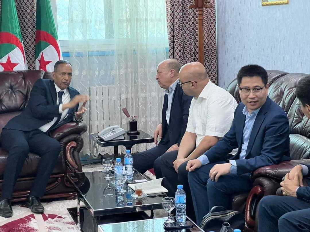 جيلي تشرع في أولى خطوات بناء مصنعها بالجزائر