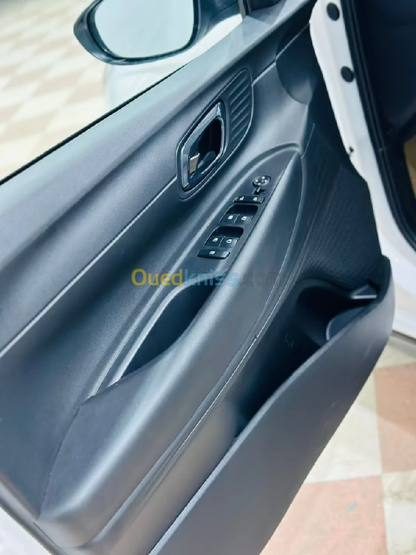 أسعار ومواصفات هيونداي i20 ترقيم 2024 بالجزائر